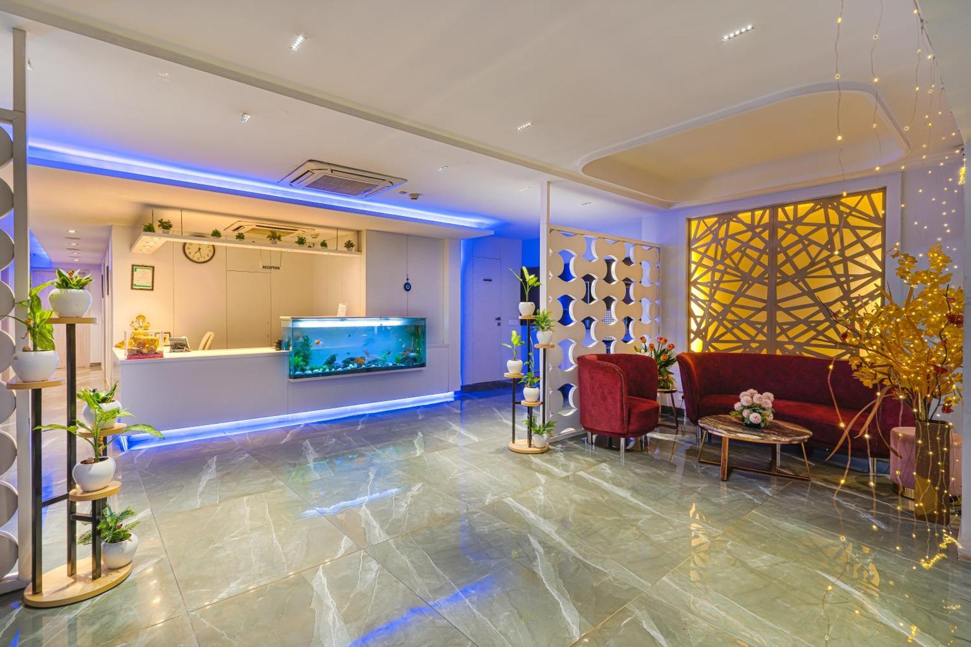 Hotel Kailash Plaza 德拉敦 外观 照片